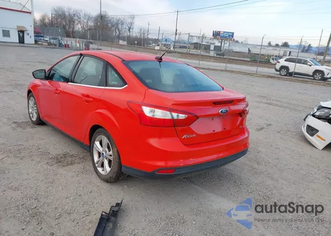 2012 Ford Focus Sel z USA, uszkodzony, nr VIN 1FAHP3H23CL349264
